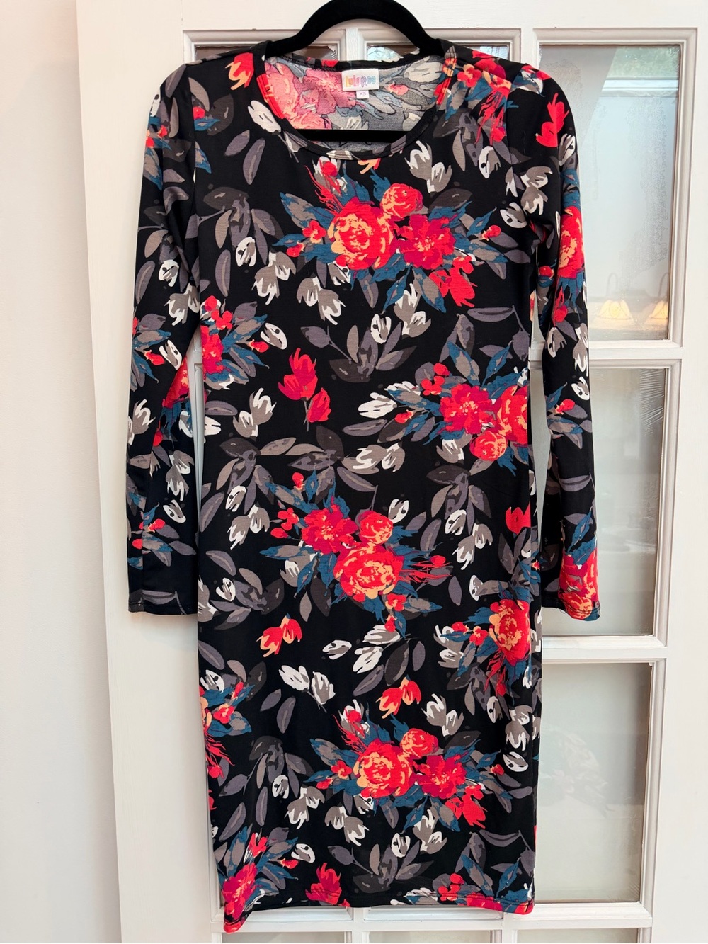 LuLaRoe Julia Floral Stretchy Sheath Midi Dress Black Bright Rose Floral Size XS